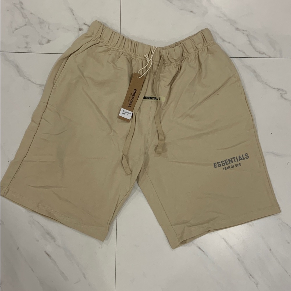 Essentials Fear of God Crème Sweat Shorts Mens Size S, M, L